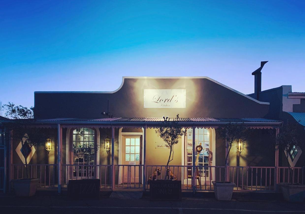 Lord Carnarvon Small Hotel Экстерьер фото