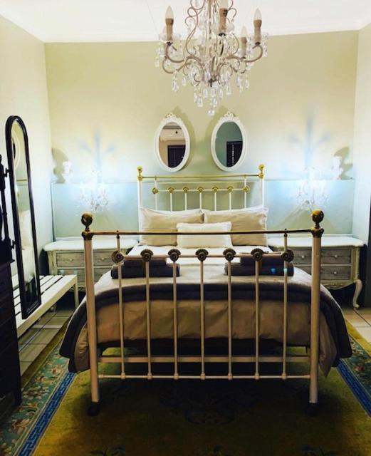 Lord Carnarvon Small Hotel Экстерьер фото